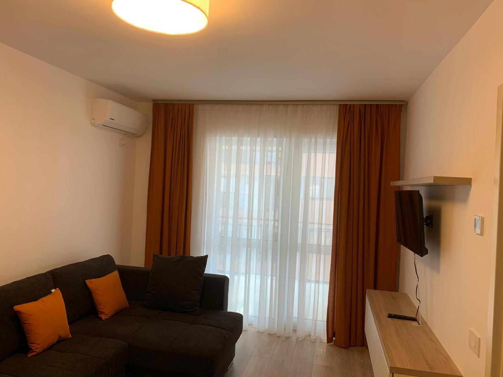 Luxury & Newton By Glam * Iasi